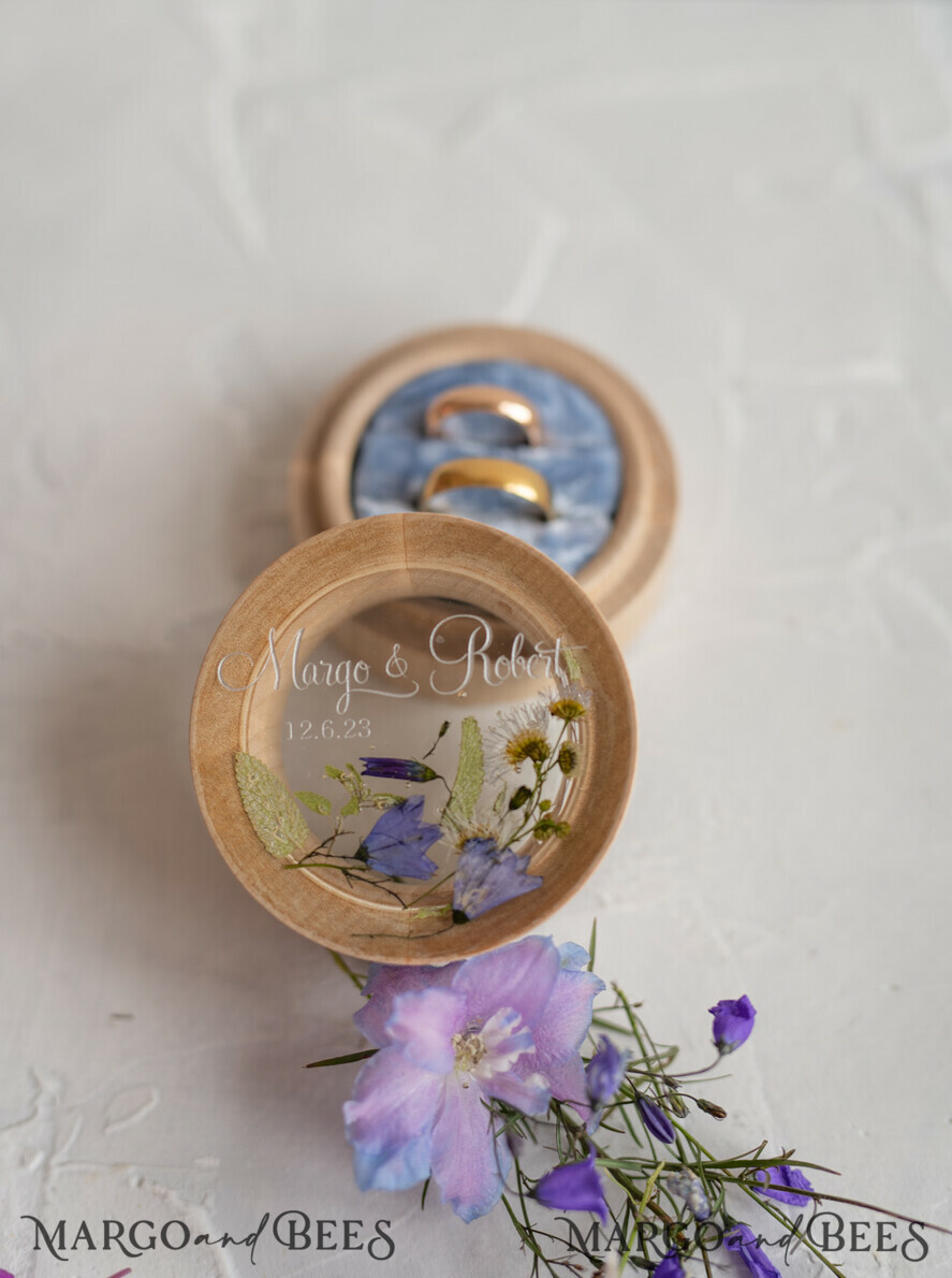 RING BEARER BOXES & PILLOWS Epoxy Wedding rings Box Personalised wedding box his and hers, Handmade wedding ring box • Real Flowers ring bearer box • wood luxury ring box