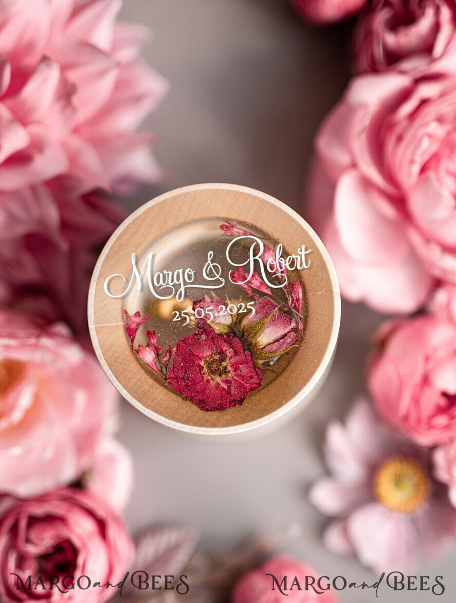 RING BEARER BOXES & PILLOWS Epoxy Wedding rings Box Luxury Resin Wedding Ring Box, Minimalistic Engraved Real Flower Ring Box, Personalized Epoxy Box With Nude Velvet, Rustic Bespoke Ring Box Nikola drugie: