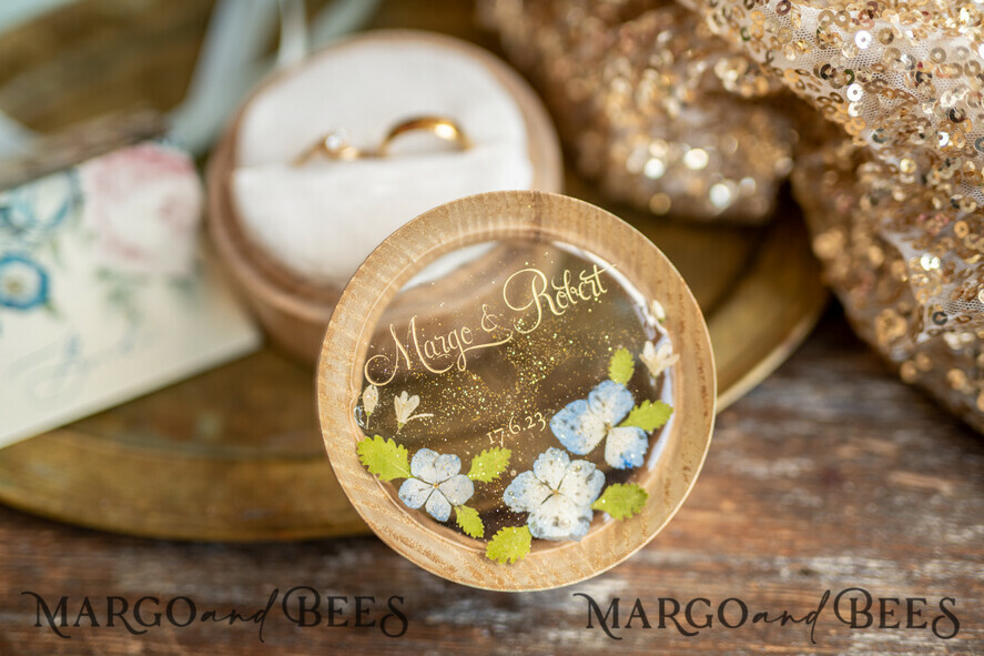 RING BEARER BOXES & PILLOWS Epoxy Wedding rings Box Custom Wedding Ring box for ceremony, wood wedding ring box • rustic wedding rings box • real flowers in resin luxury ring box