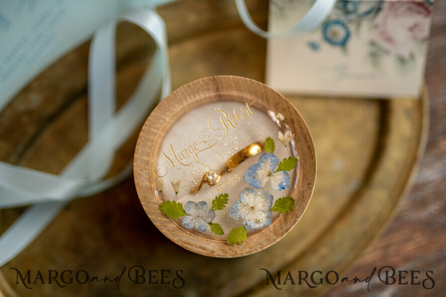RING BEARER BOXES & PILLOWS Epoxy Wedding rings Box Custom Wedding Ring box for ceremony, wood wedding ring box • rustic wedding rings box • real flowers in resin luxury ring box
