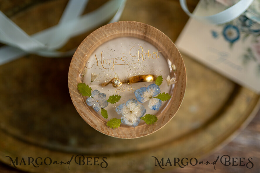RING BEARER BOXES & PILLOWS Epoxy Wedding rings Box Custom Wedding Ring box for ceremony, wood wedding ring box • rustic wedding rings box • real flowers in resin luxury ring box