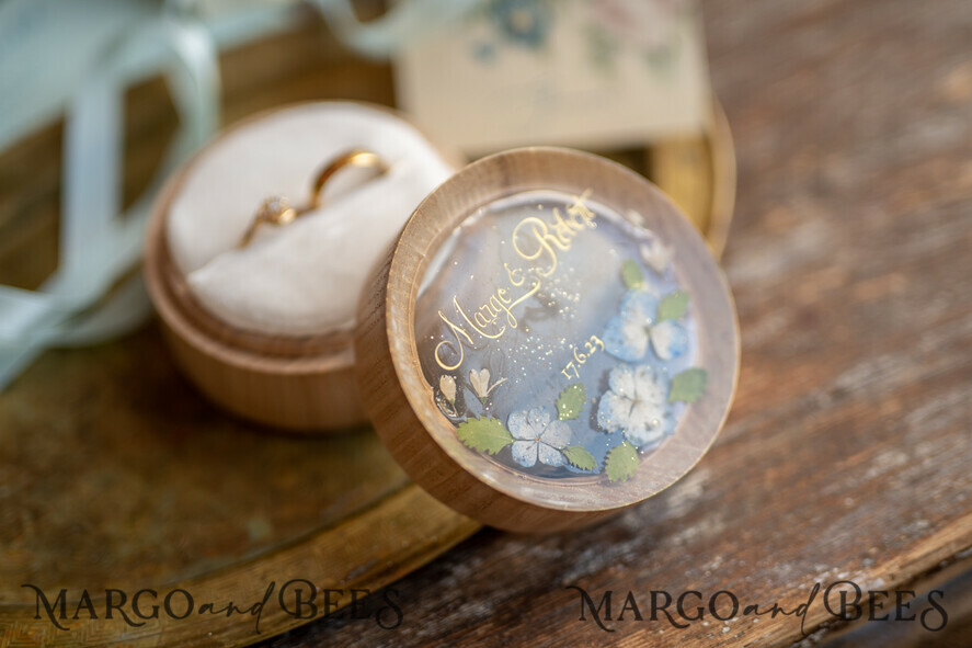 RING BEARER BOXES & PILLOWS Epoxy Wedding rings Box Custom Wedding Ring box for ceremony, wood wedding ring box • rustic wedding rings box • real flowers in resin luxury ring box