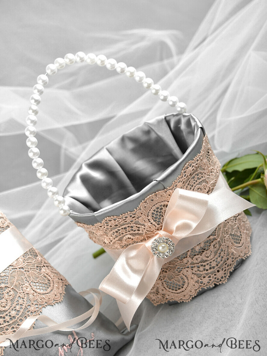 BASKET, PILLOWS & SHOES vintage shoes