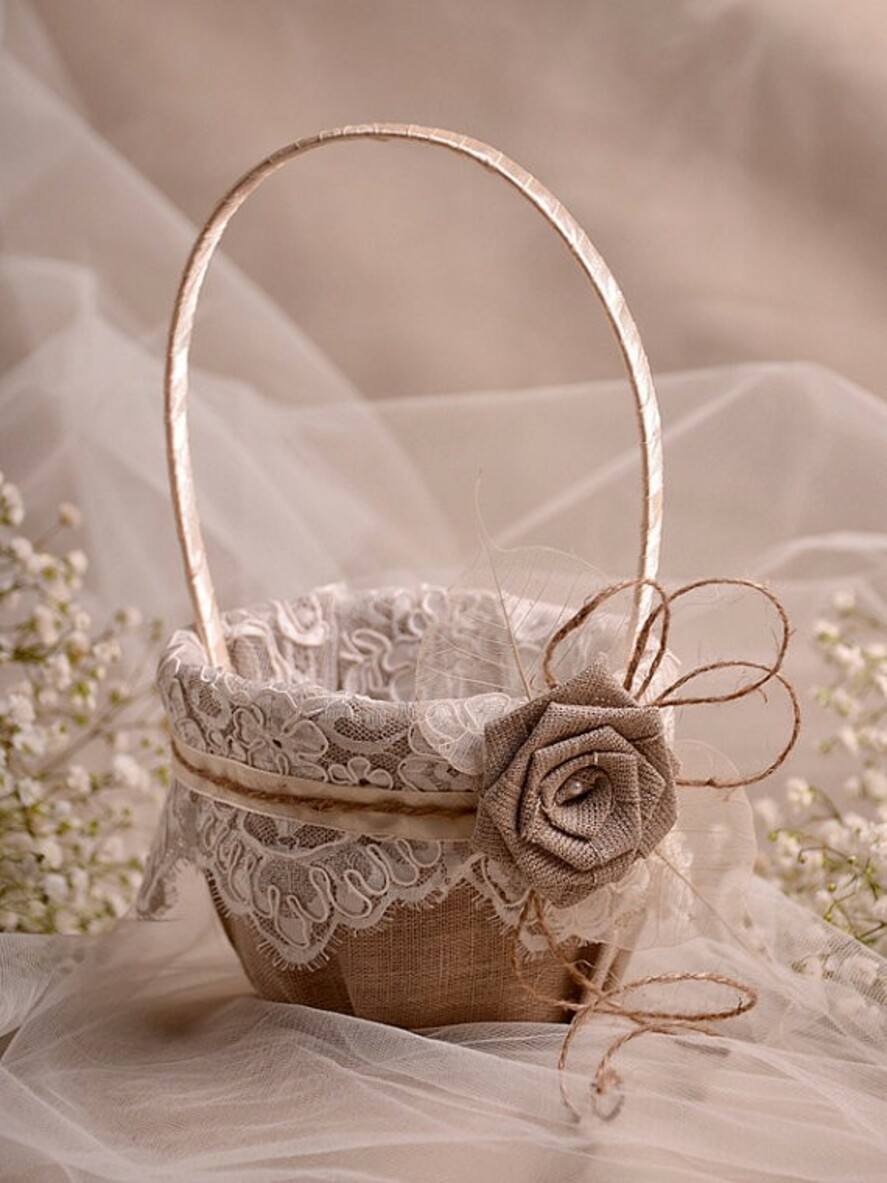 BASKET, PILLOWS & SHOES shabby chic shoes