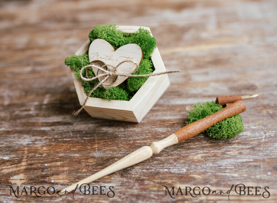 RING BEARER BOXES & PILLOWS Rustic Wedding Moss Bearer engraved wedding ring box • personalised rustic ring box • ring earer moss box