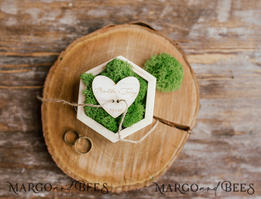 RING BEARER BOXES & PILLOWS Rustic Wedding Moss Bearer engraved wedding ring box • personalised rustic ring box • ring earer moss box