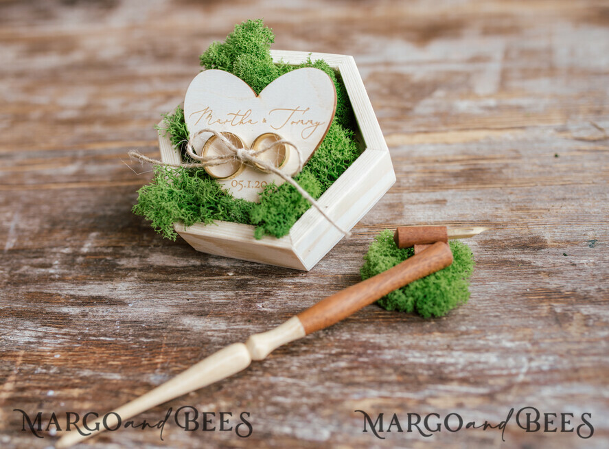 RING BEARER BOXES & PILLOWS Rustic Wedding Moss Bearer engraved wedding ring box • personalised rustic ring box • ring earer moss box