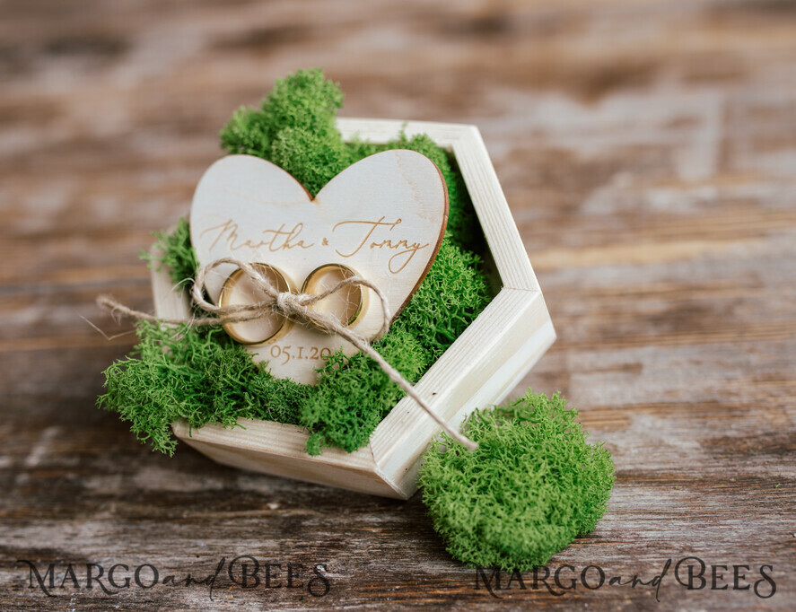 RING BEARER BOXES & PILLOWS Rustic Wedding Moss Bearer engraved wedding ring box • personalised rustic ring box • ring earer moss box