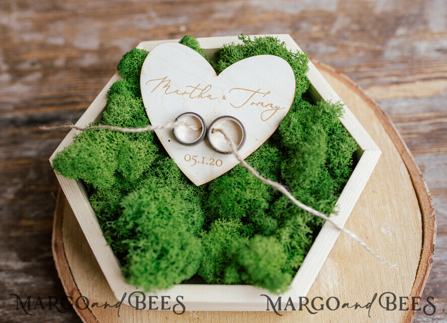 RING BEARER BOXES & PILLOWS Rustic Wedding Moss Bearer engraved wedding ring box • personalised rustic ring box • ring earer moss box