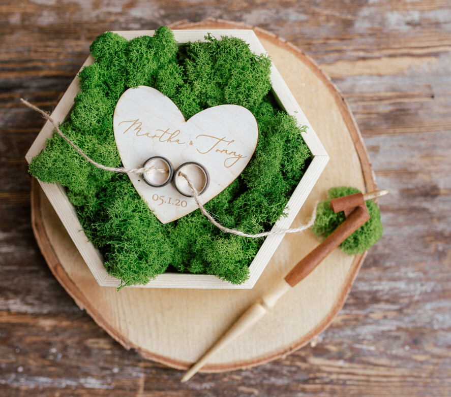 RING BEARER BOXES & PILLOWS Rustic Wedding Moss Bearer engraved wedding ring box • personalised rustic ring box • ring earer moss box