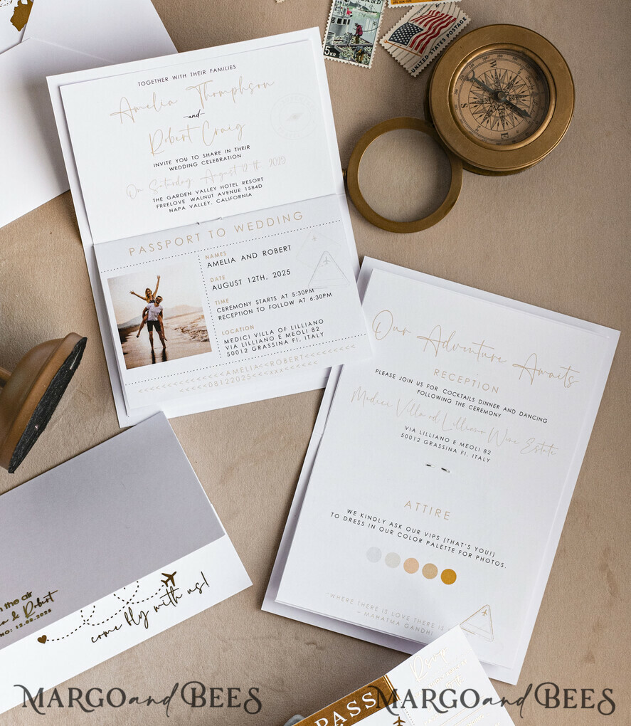 HOCHZEITS EINLADUNGEN Pass zur Liebe / Strandhochzeits-Einladungen Goldweiße Pass Hochzeitseinladung, goldene Hochzeitskarten Bordkarte, maßgeschneiderte Reisepass Hochzeitseinladungen im Ausland, Hochzeitskarten für Destination Griechenland, Reisekarten Hochzeitspapeterie, Weltkarte