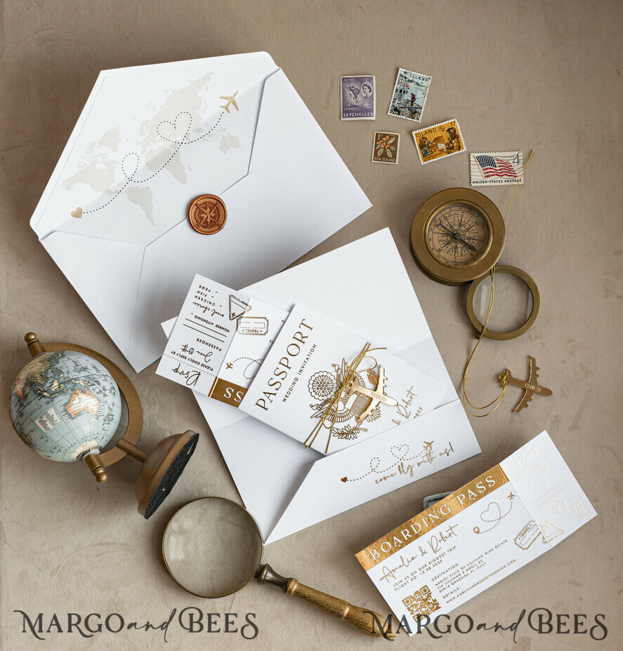 HOCHZEITS EINLADUNGEN Pass zur Liebe / Strandhochzeits-Einladungen Goldweiße Pass Hochzeitseinladung, goldene Hochzeitskarten Bordkarte, maßgeschneiderte Reisepass Hochzeitseinladungen im Ausland, Hochzeitskarten für Destination Griechenland, Reisekarten Hochzeitspapeterie, Weltkarte