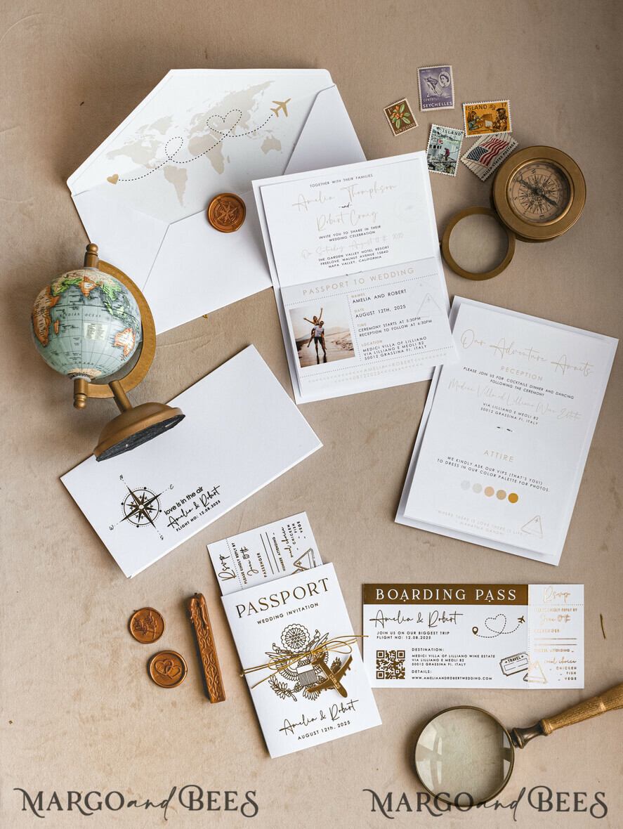 HOCHZEITS EINLADUNGEN Pass zur Liebe / Strandhochzeits-Einladungen Goldweiße Pass Hochzeitseinladung, goldene Hochzeitskarten Bordkarte, maßgeschneiderte Reisepass Hochzeitseinladungen im Ausland, Hochzeitskarten für Destination Griechenland, Reisekarten Hochzeitspapeterie, Weltkarte