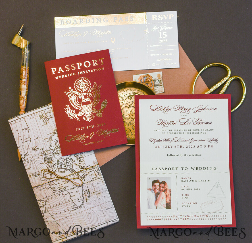 HOCHZEITS EINLADUNGEN Pass zur Liebe / Strandhochzeits-Einladungen Maroon Gold Reisepass Hochzeits Einladung, Karten für Hochzeiten mit Karte, Boarding Pass, Burgunder Reisepass Hochzeits Einladungen im Ausland, Einladungen für Zielhochzeiten, Reisekarten Hochzeitsstationery