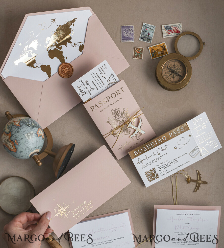 HOCHZEITS EINLADUNGEN Pass zur Liebe / Strandhochzeits-Einladungen Goldene Blühende Pink Passport Hochzeits Einladung, Goldene Hochzeitskarten Boarding Pass, Reise Pass Hochzeits Einladungen im Ausland, Ziel Hochzeits Einladungen, Reise Karte Hochzeitsstationery.