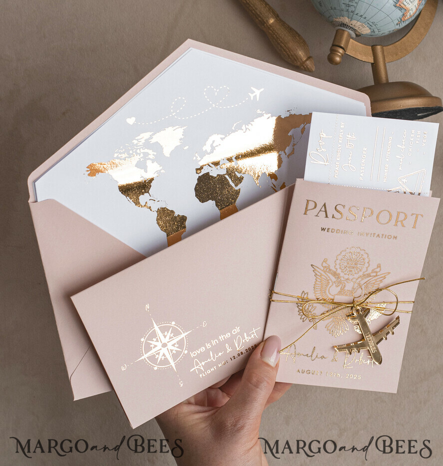 HOCHZEITS EINLADUNGEN Pass zur Liebe / Strandhochzeits-Einladungen Goldene Blühende Pink Passport Hochzeits Einladung, Goldene Hochzeitskarten Boarding Pass, Reise Pass Hochzeits Einladungen im Ausland, Ziel Hochzeits Einladungen, Reise Karte Hochzeitsstationery.