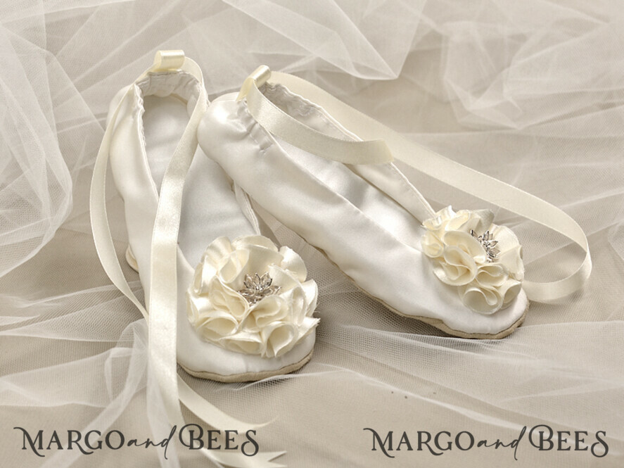 BASKET, PILLOWS & SHOES Satin Flower Girl Shoes shoes
