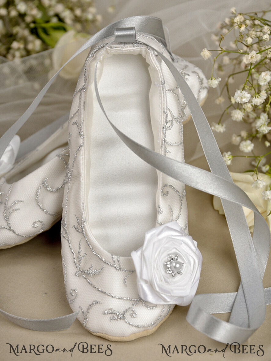 BASKET, PILLOWS & SHOES Satin Flower Girl Shoes pillow