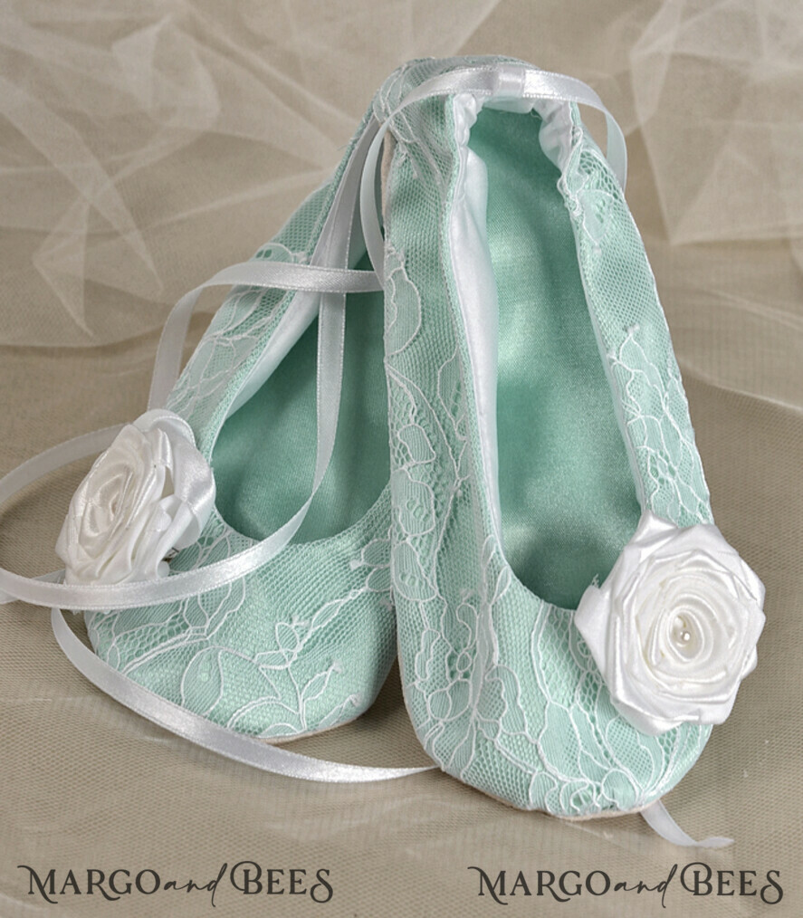BASKET, PILLOWS & SHOES Satin Flower Girl Shoes pillow