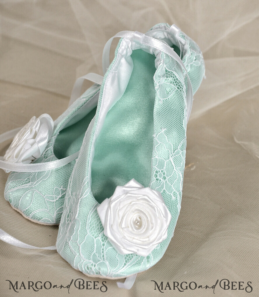 BASKET, PILLOWS & SHOES Satin Flower Girl Shoes pillow
