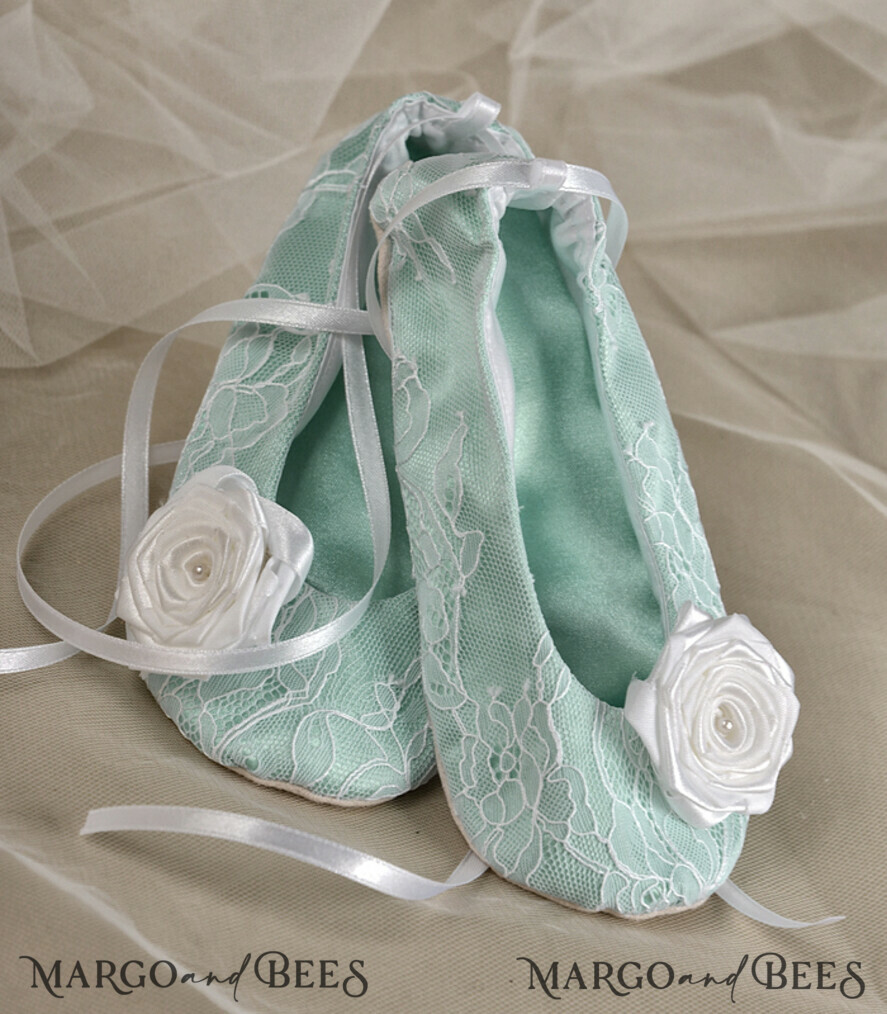 BASKET, PILLOWS & SHOES Satin Flower Girl Shoes pillow