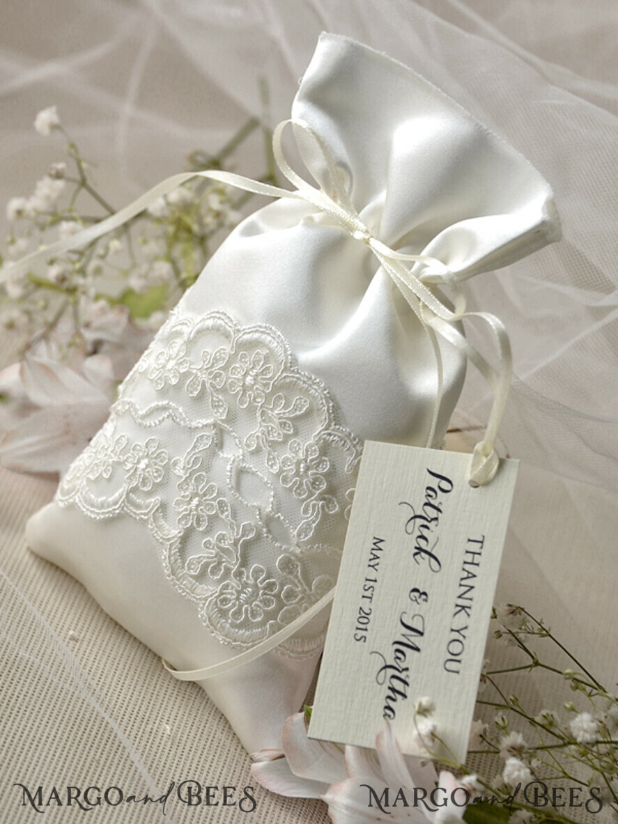 HOCHZEITSGESCHENKE Geschenktüten aus Satin und Spitze romantische Hochzeitsgeschenke, Saltin Spitze Taschen