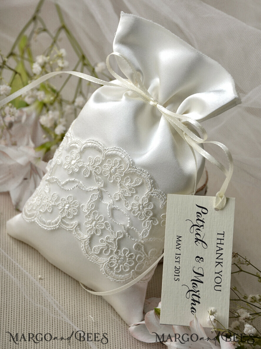 HOCHZEITSGESCHENKE Geschenktüten aus Satin und Spitze romantische Hochzeitsgeschenke, Saltin Spitze Taschen