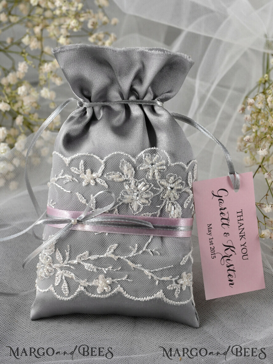 romantic wedding favors, Saltin Lace Bags