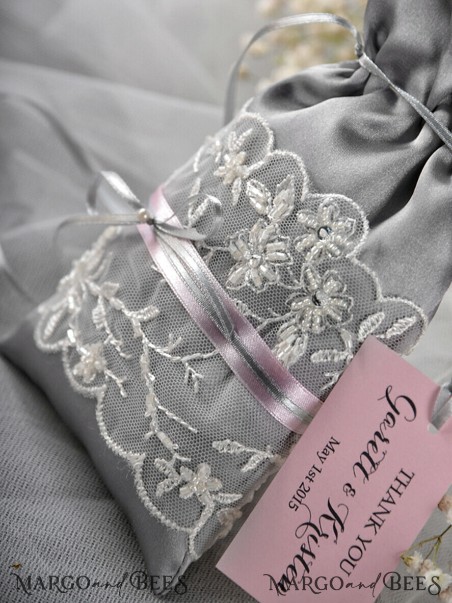 romantic wedding favors, Saltin Lace Bags