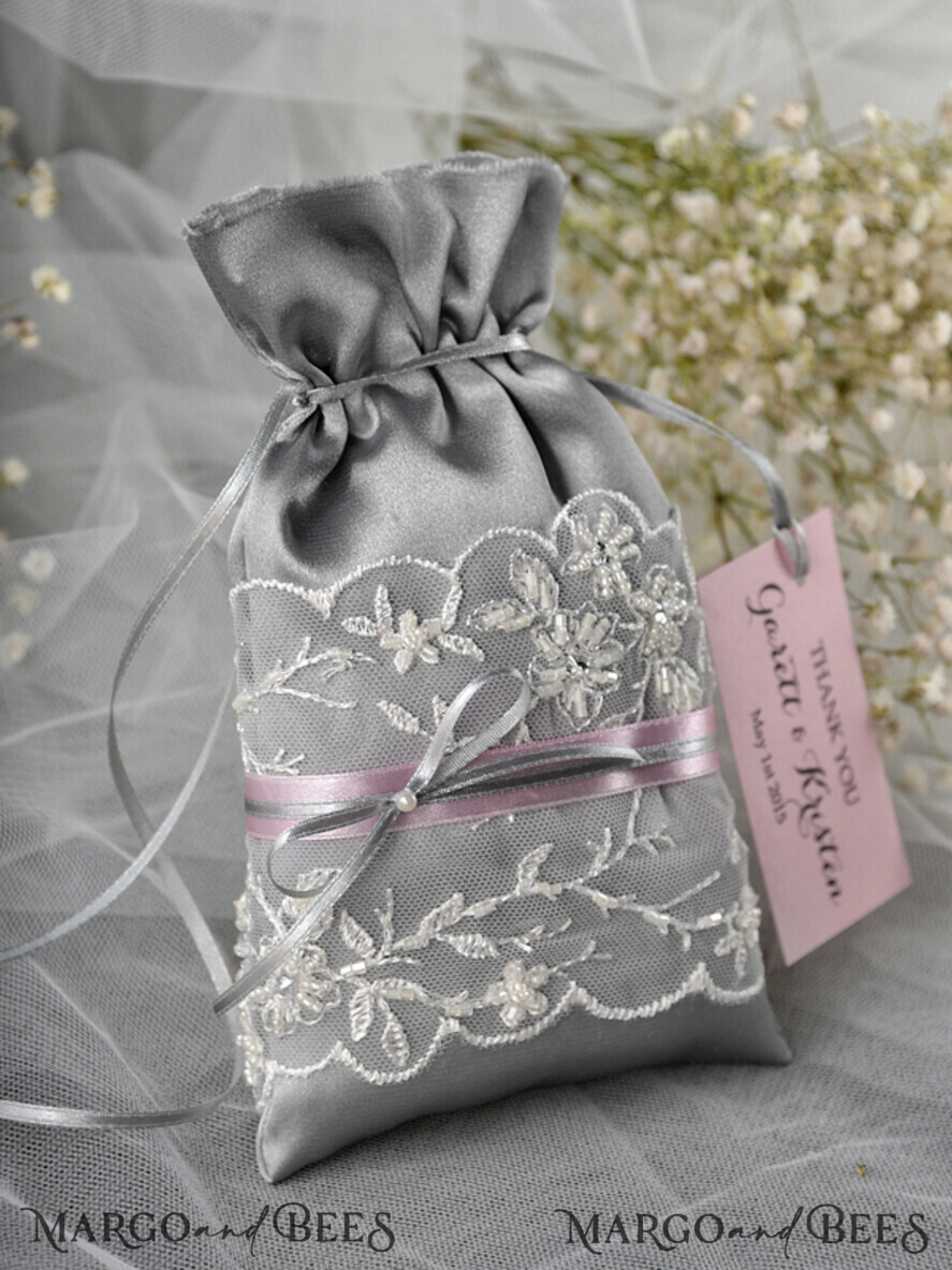 romantic wedding favors, Saltin Lace Bags