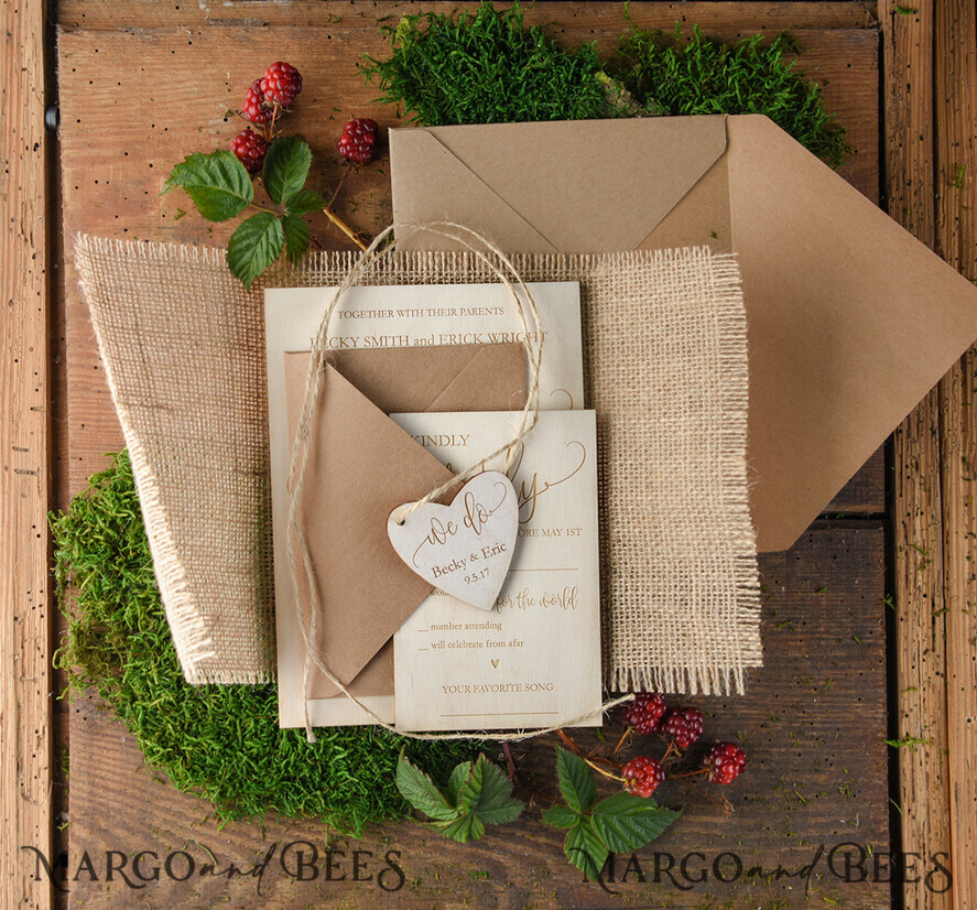 HOCHZEITS EINLADUNGEN Wald / Berge / Waldlandschaft Thema Einzigartige Hochzeitskarten, rustikale Holzbriefpapier