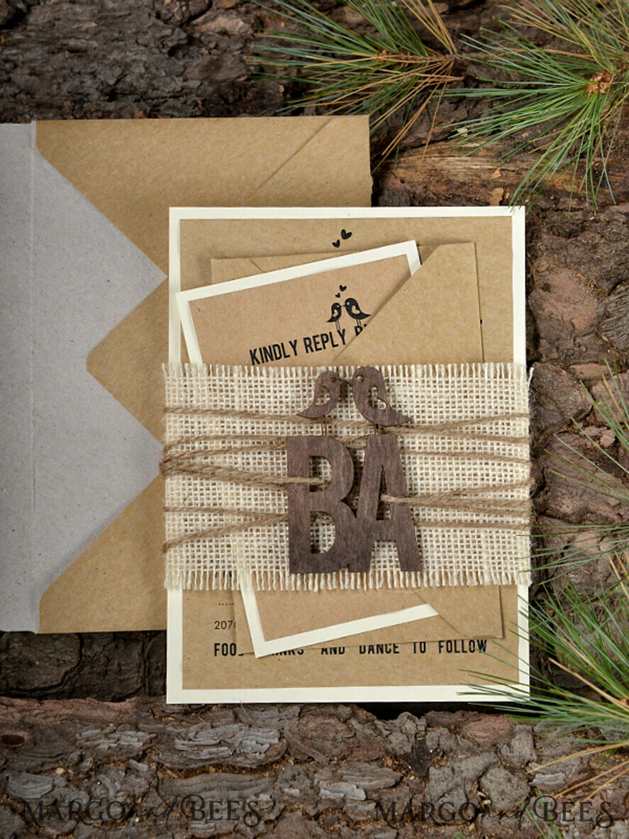 HOCHZEITS EINLADUNGEN Wald / Berge / Waldlandschaft Thema Benutzerdefinierte Hochzeitskarten, Holz-Einladungen