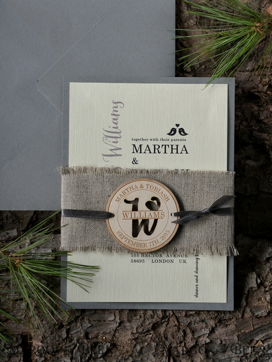HOCHZEITS EINLADUNGEN Wald / Berge / Waldlandschaft Thema Einzigartige Hochzeitseinladungen, Holz-Einladungen