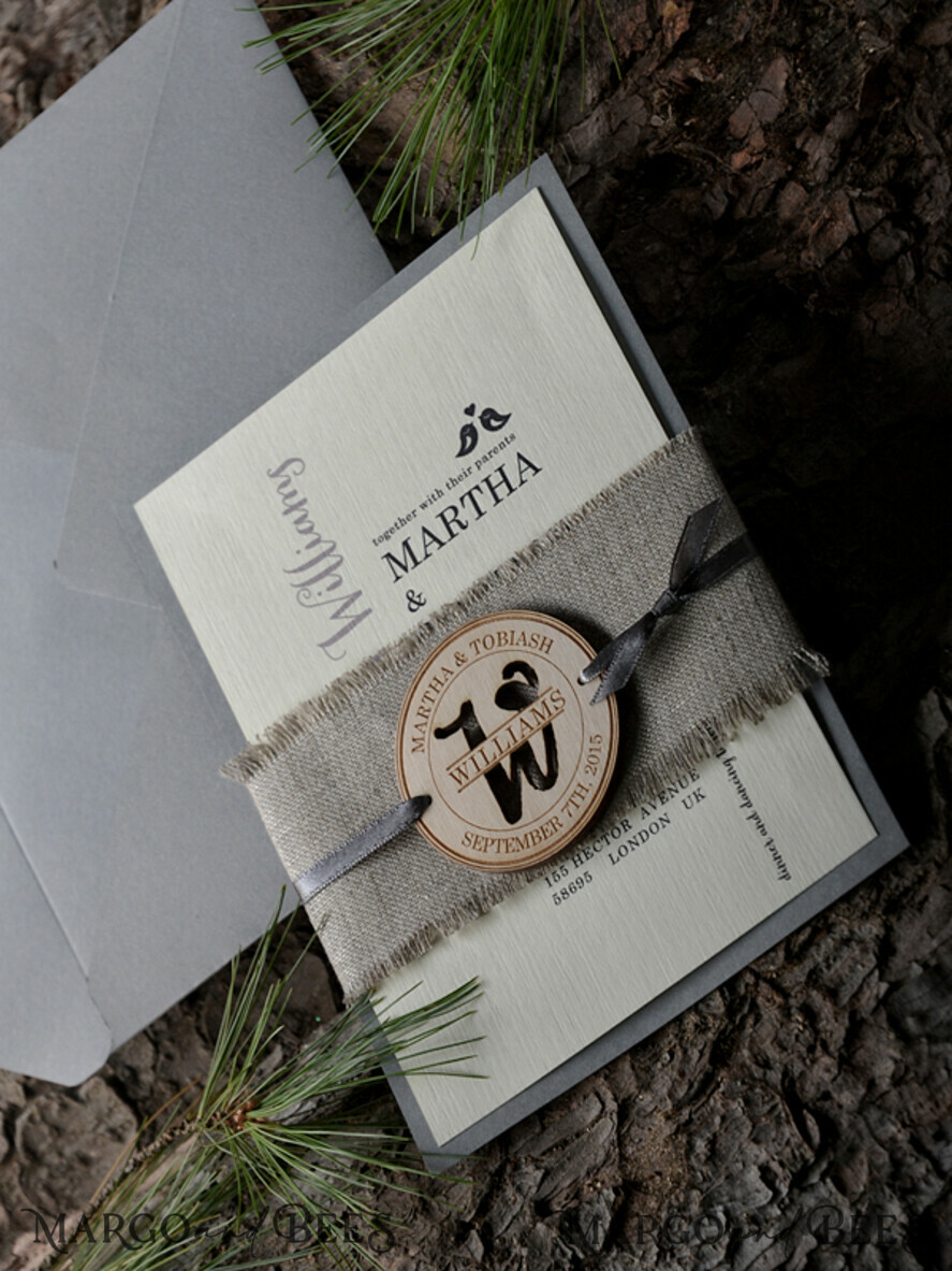 HOCHZEITS EINLADUNGEN Wald / Berge / Waldlandschaft Thema Einzigartige Hochzeitseinladungen, Holz-Einladungen