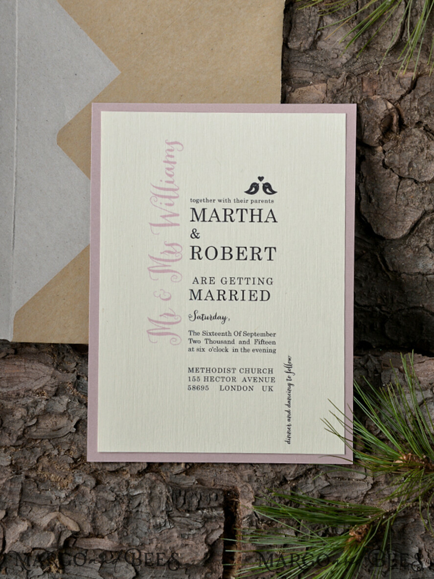 HOCHZEITS EINLADUNGEN Wald / Berge / Waldlandschaft Thema Personalisierte Hochzeitskarten, Holz-Einladungen
