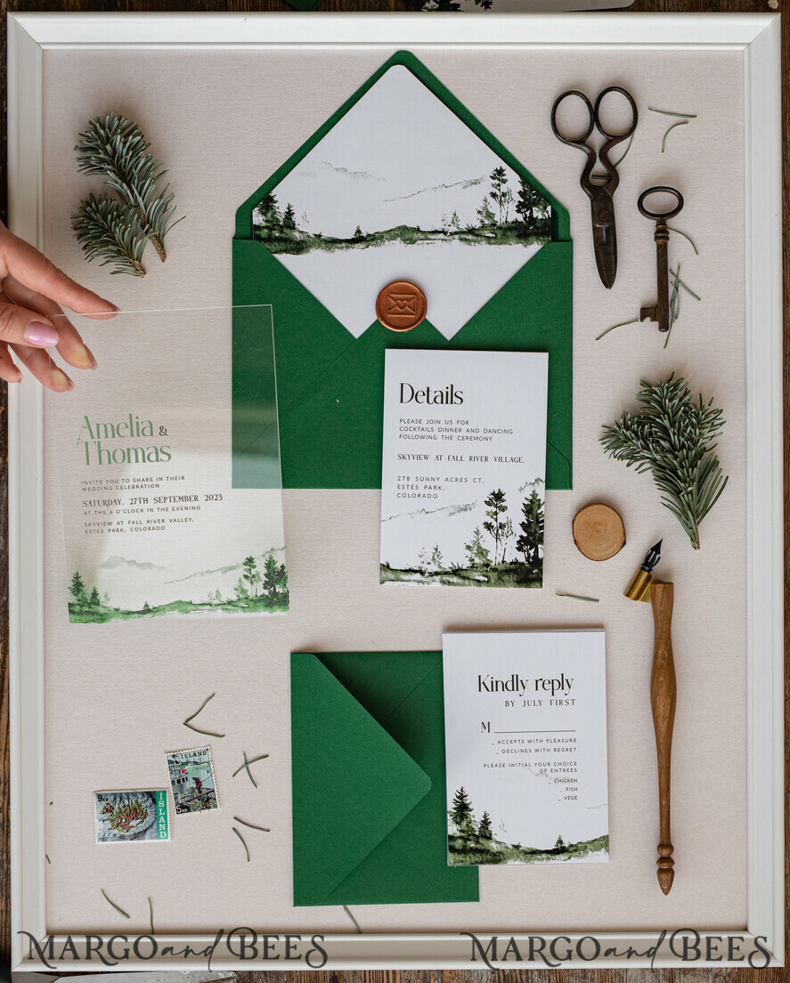 HOCHZEITS EINLADUNGEN Wald / Berge / Waldlandschaft Thema grüne Wald Acryl Hochzeits Einladung Suite, moderne Wald Gebirgs Hochzeit Einladungen, klare Plexi-Glas Suite Hochzeitskarten, Grünflächen Hochzeits Einladungen, Berge Hochzeits Einladung Suite, Kiefern Hochzeits Einladung aus Plexiglas
