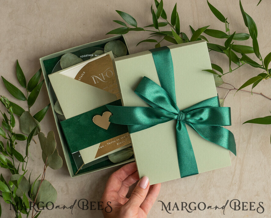 WEDDING INVITATIONS gold / rose gold / silver / glitter Arch Gold Acrylic wedding invitation suite, Velvet in Box Green Wedding Invites, Glamour Wedding Invitations, Greenery Wedding Set