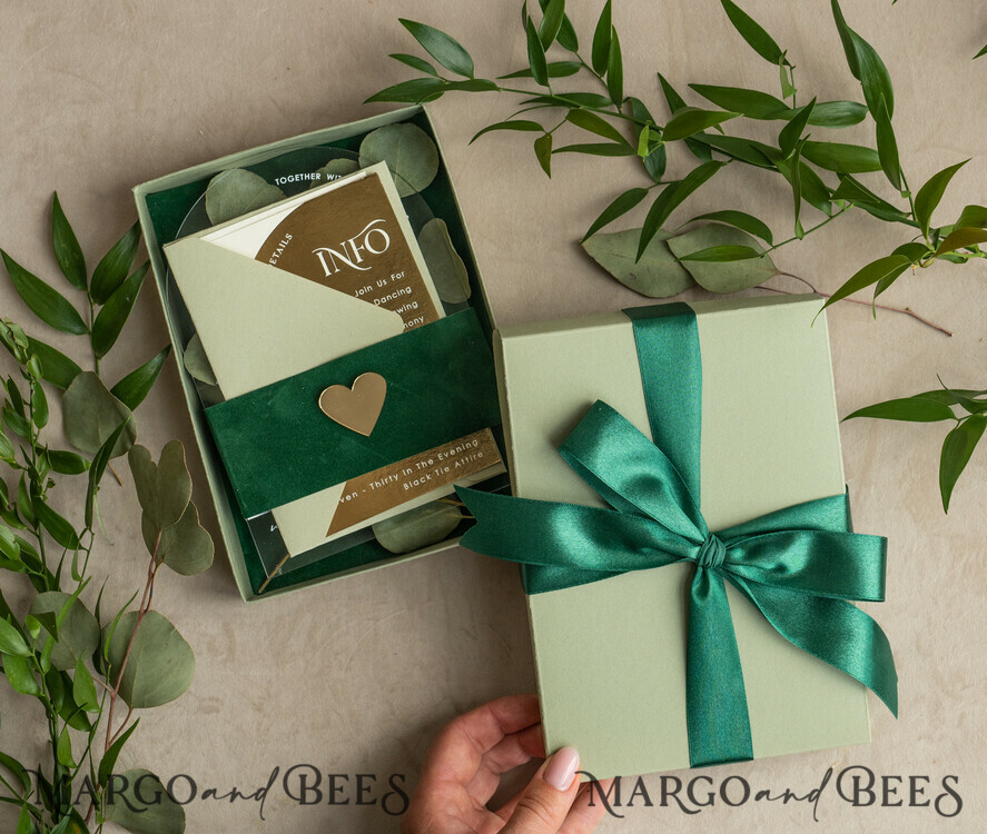 WEDDING INVITATIONS gold / rose gold / silver / glitter Arch Gold Acrylic wedding invitation suite, Velvet in Box Green Wedding Invites, Glamour Wedding Invitations, Greenery Wedding Set