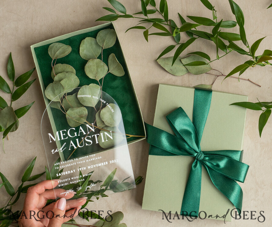 WEDDING INVITATIONS gold / rose gold / silver / glitter Arch Gold Acrylic wedding invitation suite, Velvet in Box Green Wedding Invites, Glamour Wedding Invitations, Greenery Wedding Set