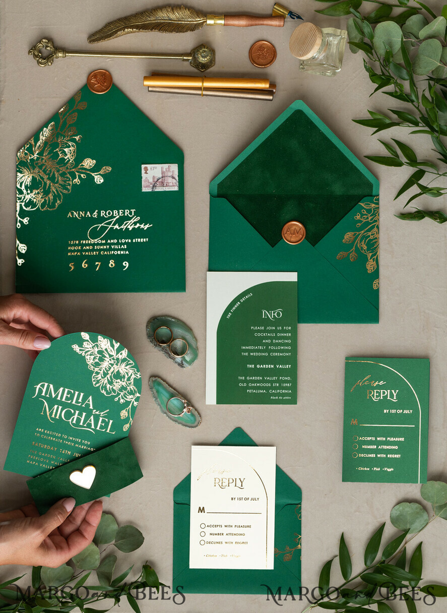 WEDDING INVITATIONS gold / rose gold / silver / glitter Arch Gold Greenery wedding invitation suite, Green Wedding Invites, Glamour Wedding Invitations, Greenery Wedding Set