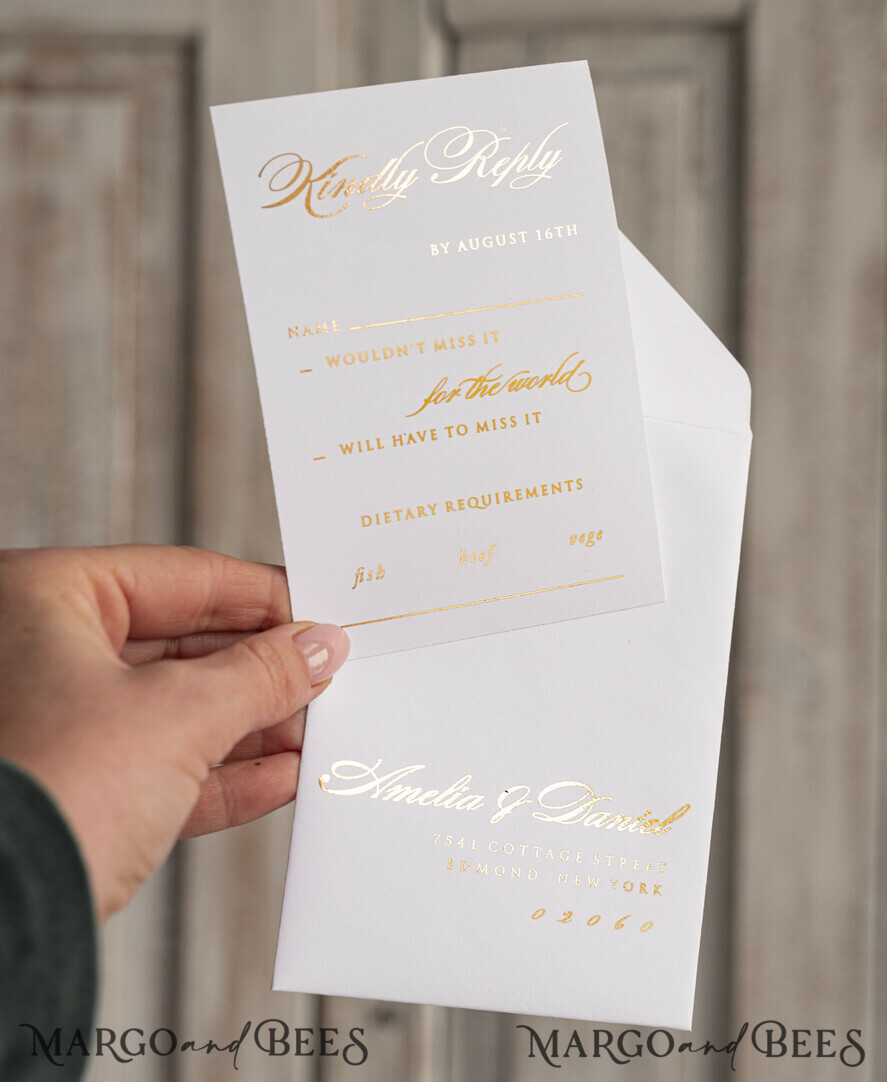 HOCHZEITS EINLADUNGEN Gold / Roségold / Silber / Glitzer Perlenbesetzte maßgeschneiderte elegante reinweiße Gold-Hochzeits-Einladungssuite, perlenbesetzte Hochzeitskarten, luxuriöse Hochzeitsstationery, Seidenband, vellum-beadetes Etui mit Ihrem Monogramm.