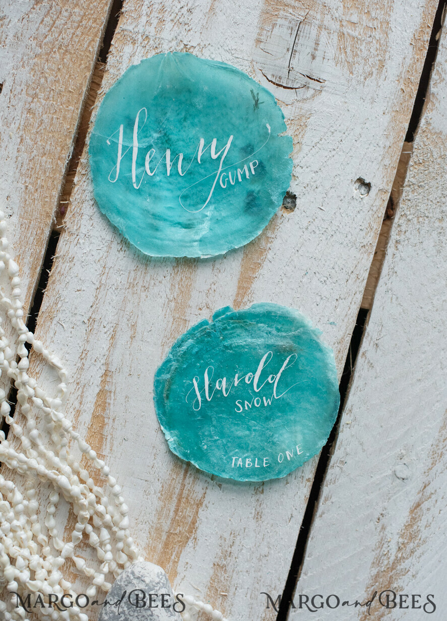 PLACE CARDS / TABLE CARDS Beach/marine/ Destionation Wedding Theme Unique Blue Seashell Wedding Place Cards, White Beach Themed with White Calligraphy Names, Elegant Name Tags For Your Wedding Table, Turquoise Marine Place Card