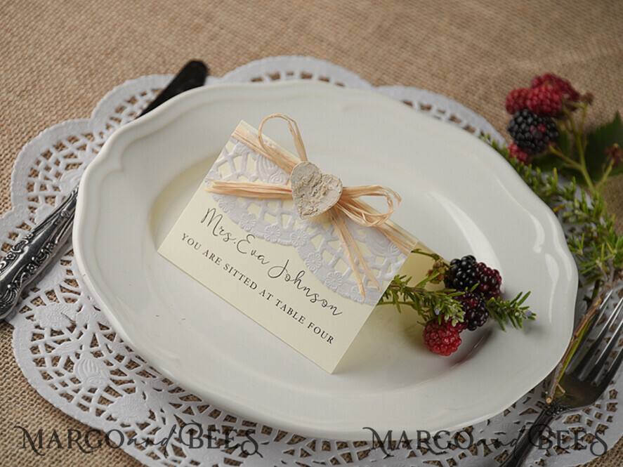 PLACE CARDS / TABLE CARDS rustic and lace Romantic Ecru Lace Wedding Place Cards, Blush Pink Name Tags with Raffia Twine and Wooden Heart, Elegant Wedding Stationery, Rustic Escort Cards, Editable Text