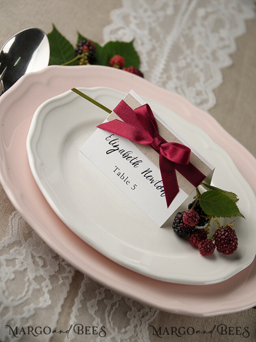 PLACE CARDS / TABLE CARDS rustic and lace Romantic Eco Wedding Place Cards with Marsala Ribbon Bow, Burgundy White and Eco Rustic Wedding Stationery, Elegant Rustic Wedding Place Cards, Editable Wording