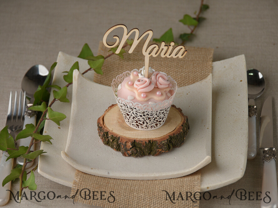 PLACE CARDS / TABLE CARDS Acrylic Gold Clear / Wood 3D Custom Wedding 3D Wood Place Sign, Rustic Name Wooden Escort Sign, Boho Laser Cut Name Sign, Laser Cut Guest Names Wedding Sign, Place Cards For Wedding Guests