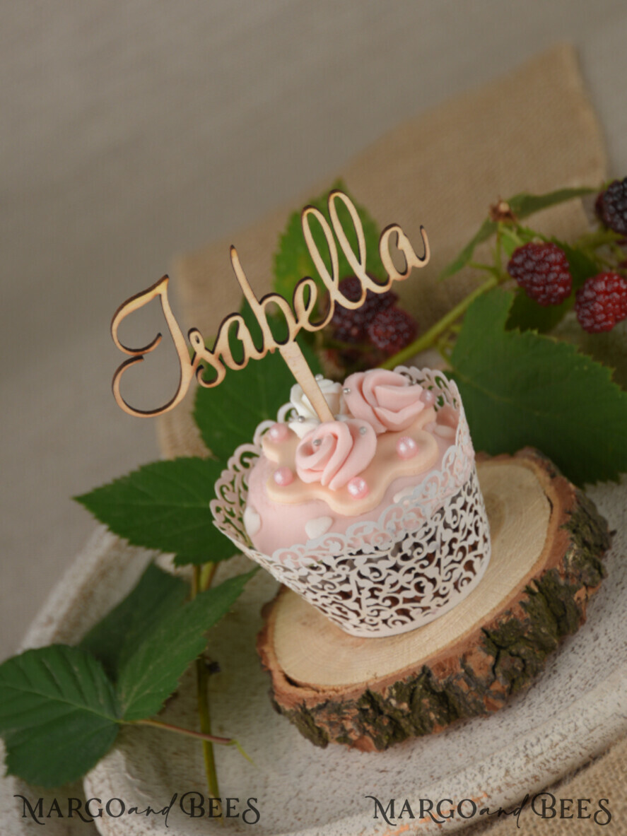 PLACE CARDS / TABLE CARDS Acrylic Gold Clear / Wood 3D Custom Wedding 3D Wood Place Cards with Stand, Rustic Name Wooden Escort Cards, Boho Laser Cut Name Cards, Guest Names Wedding Cards, Rustic Wedding Signage