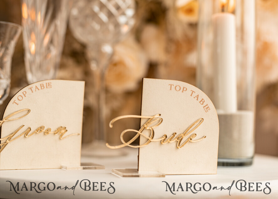 PLACE CARDS / TABLE CARDS Acrylic Gold Clear / Wood 3D Ivory Wedding Place Cards, Modern half arch Velvet Acrylic Place card with stand, Wedding seat gold Cards, Velvet Mirror gold Name Card, Editable Text