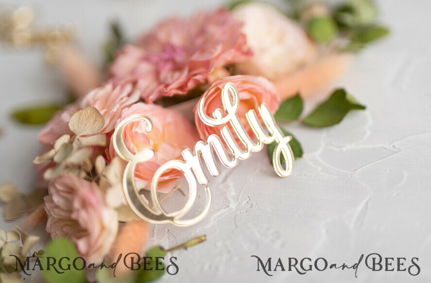 PLACE CARDS / TABLE CARDS Acrylic Gold Clear / Wood 3D Custom Elegant Gold Acrylic Place Card, Engraved Name Premium Luxury Seating Card, 3D Gold Acrylic Wedding Escort Cards, Luxury Gold Acryl Wedding Place Cards