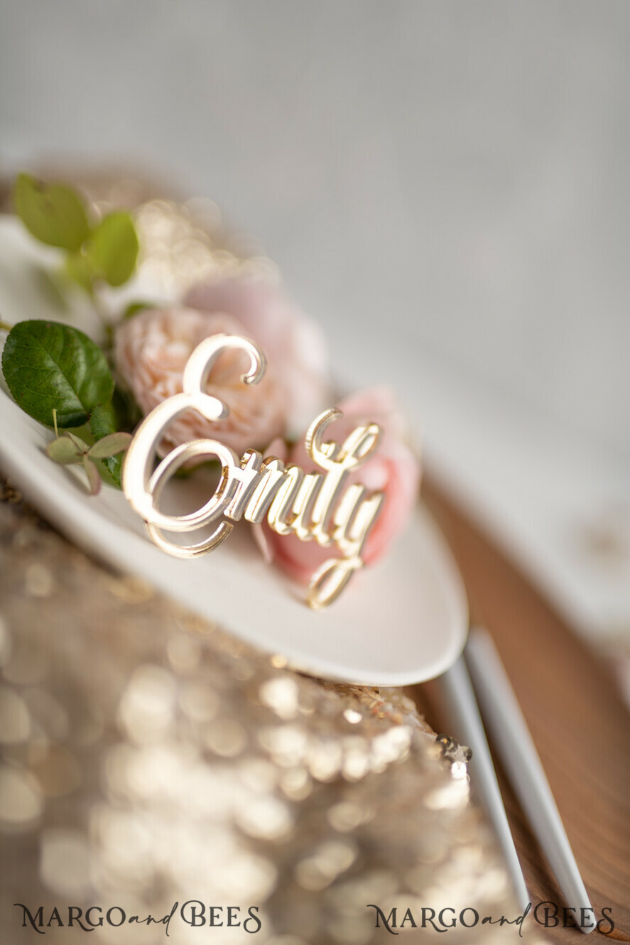 PLACE CARDS / TABLE CARDS Acrylic Gold Clear / Wood 3D Custom Elegant Gold Acrylic Place Card, Engraved Name Premium Luxury Seating Card, 3D Gold Acrylic Wedding Escort Cards, Luxury Gold Acryl Wedding Place Cards