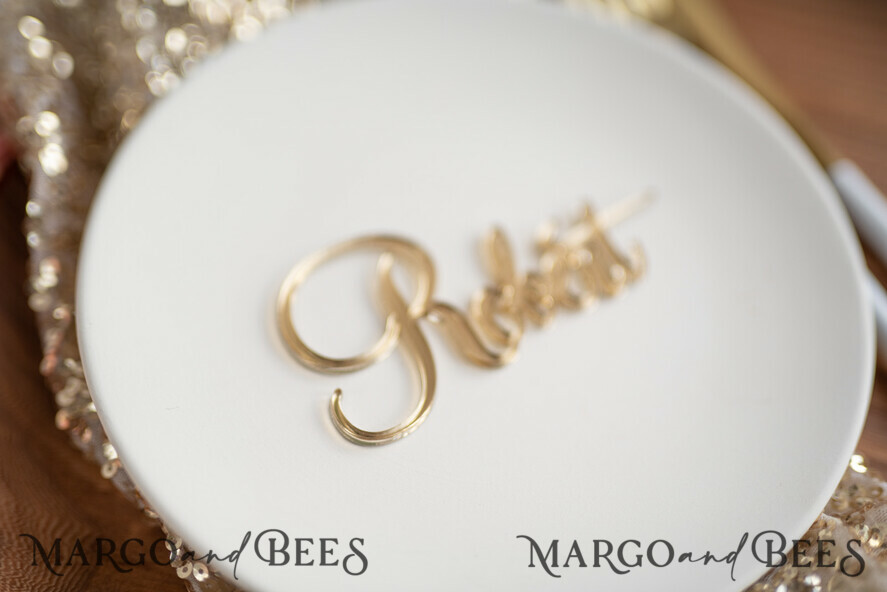 PLACE CARDS / TABLE CARDS Acrylic Gold Clear / Wood 3D Custom Elegant Gold Acrylic Place Card, Engraved Name Premium Luxury Seating Card, 3D Gold Acrylic Wedding Escort Cards, Luxury Gold Acryl Wedding Place Cards